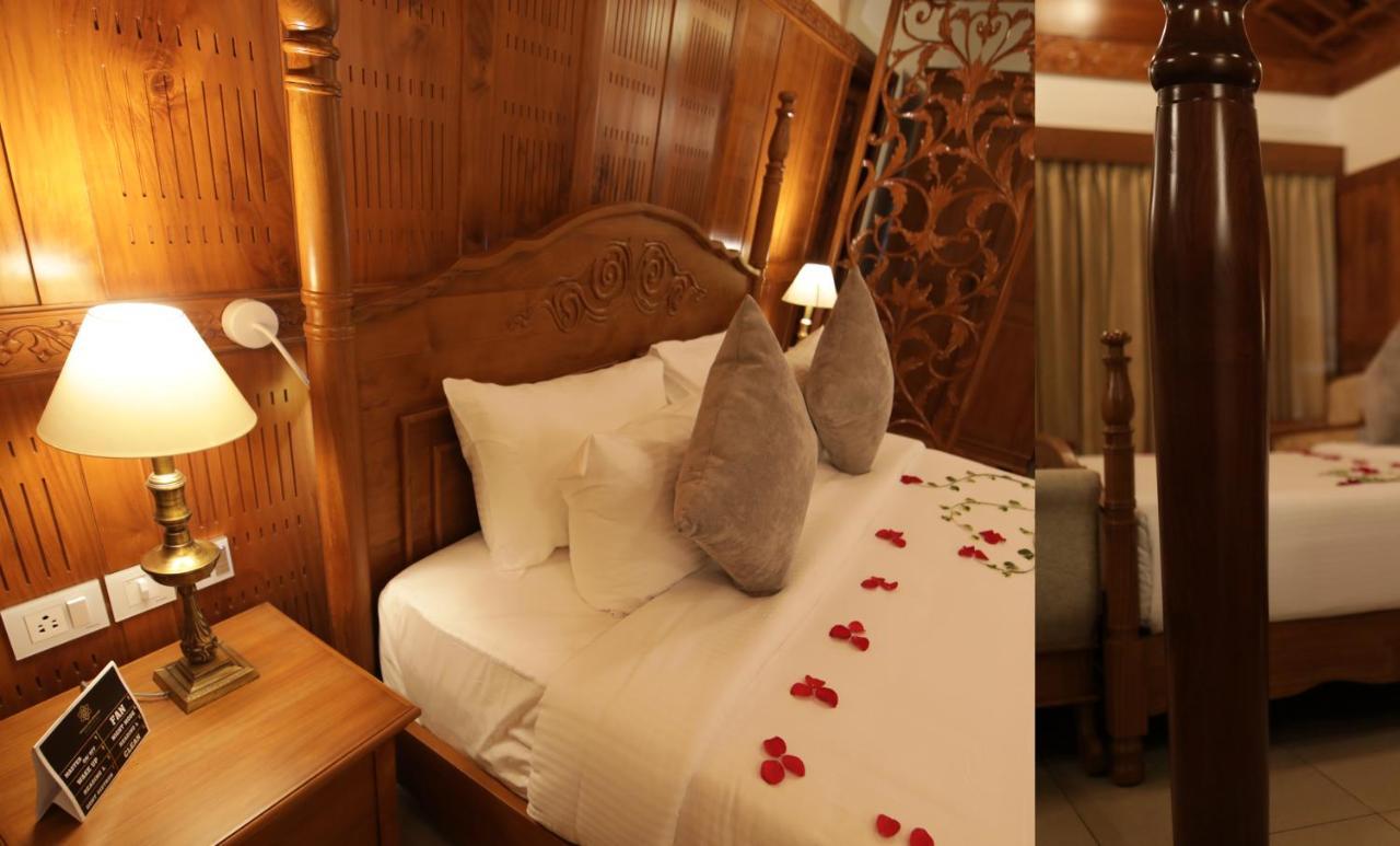 Gokulam Grand Resort & Spa, Кумараком Екстериор снимка