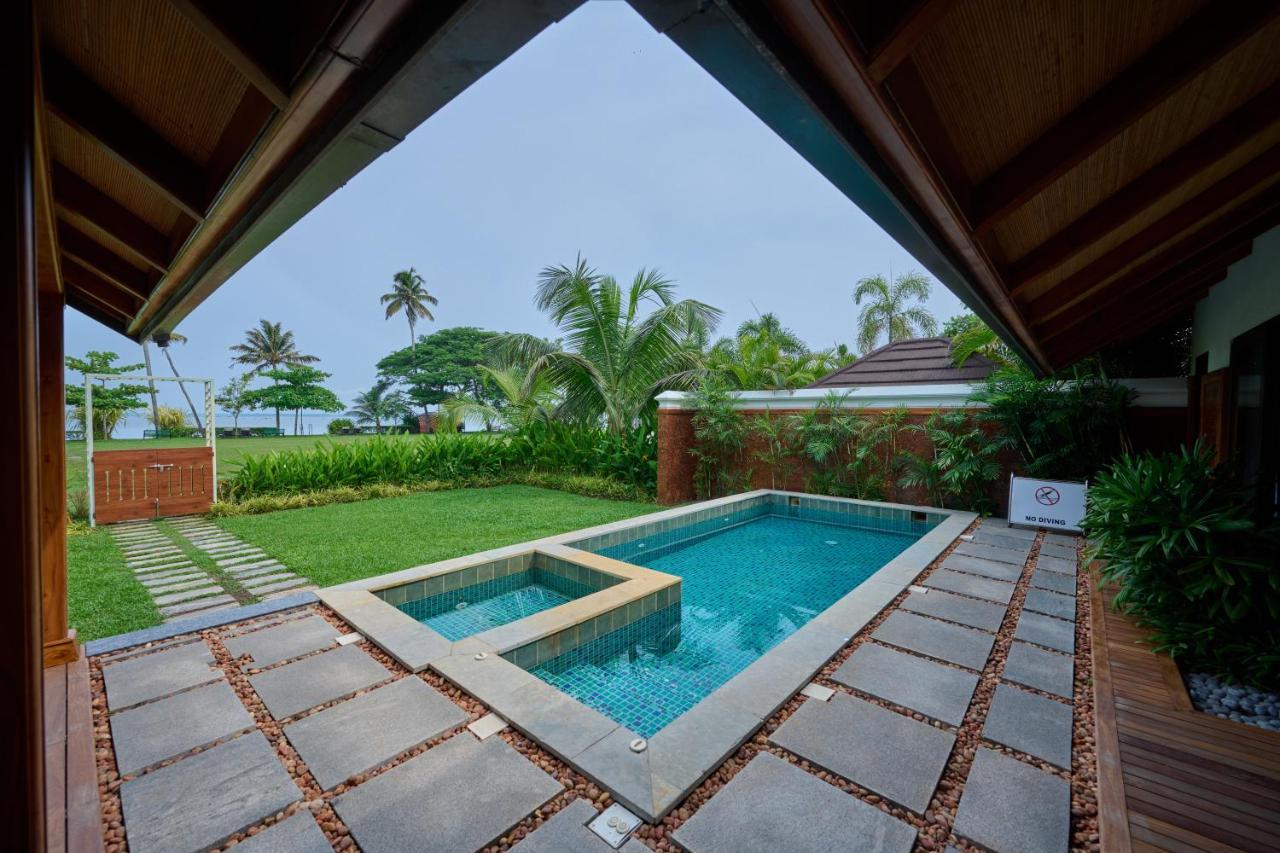 Gokulam Grand Resort & Spa, Кумараком Екстериор снимка