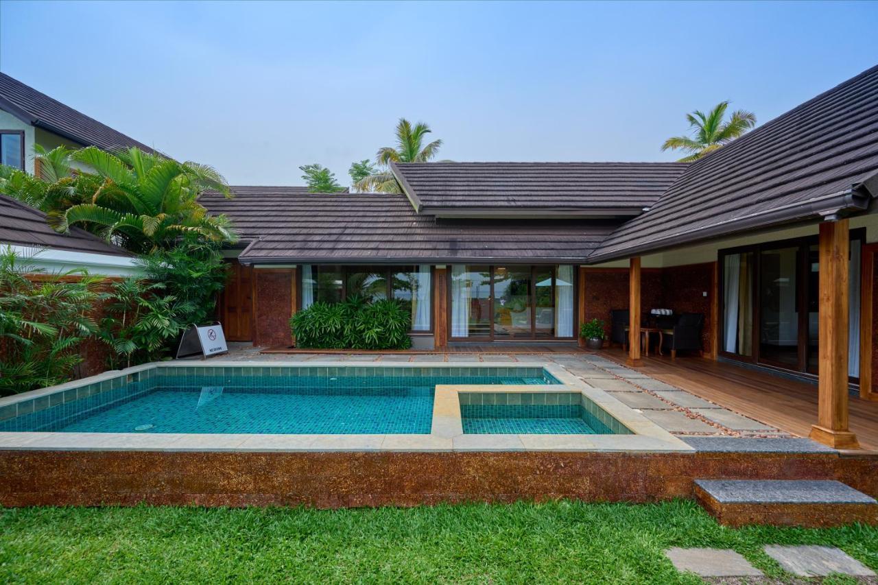 Gokulam Grand Resort & Spa, Кумараком Екстериор снимка