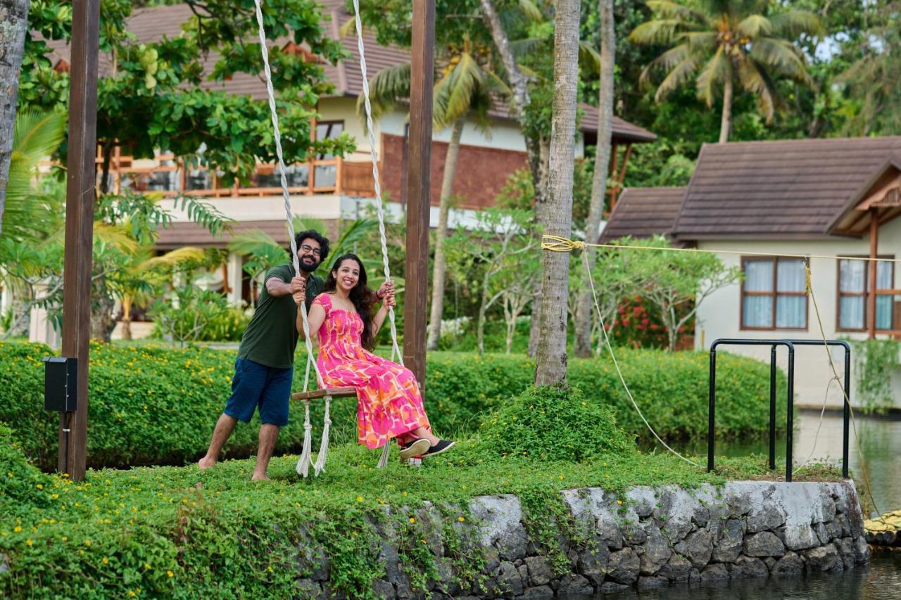 Gokulam Grand Resort & Spa, Кумараком Екстериор снимка