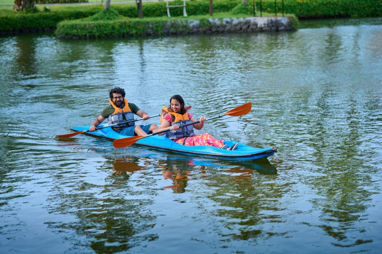 Gokulam Grand Resort & Spa, Кумараком Екстериор снимка
