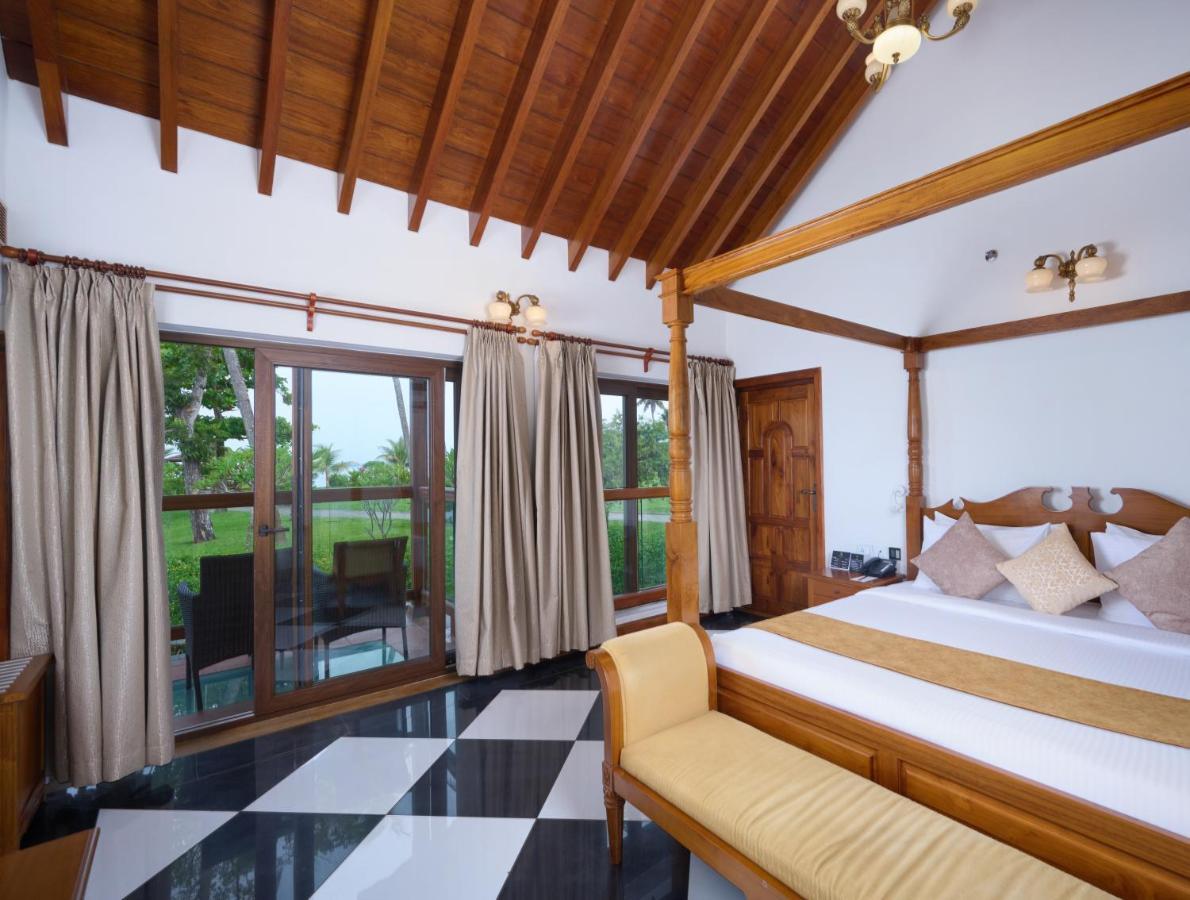 Gokulam Grand Resort & Spa, Кумараком Екстериор снимка